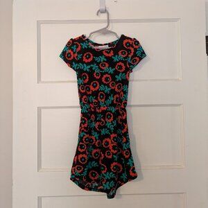 Lularoe Mae girls dress size 4 floral has pockets